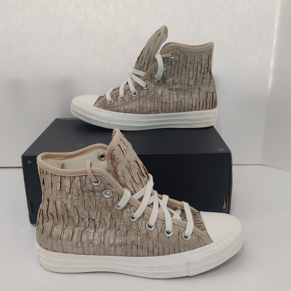 Women's Size 6.5 - Converse Chuck Taylor All Star High Satin A09782C NIB - Picture 1 of 7